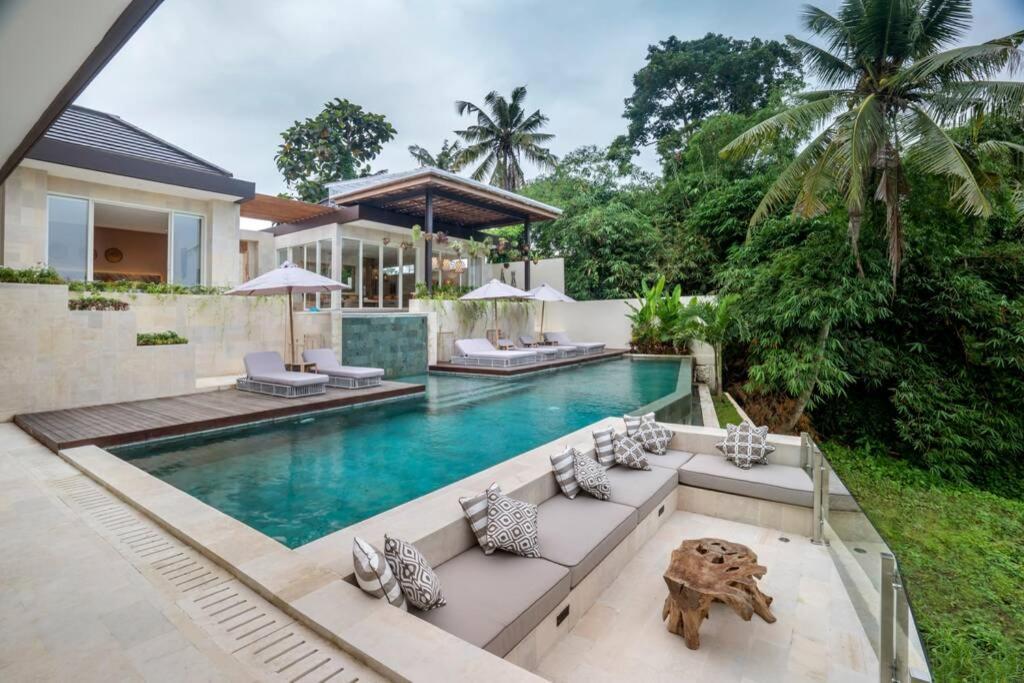 Villa White Lotus By Balisuperhost ウブド エクステリア 写真